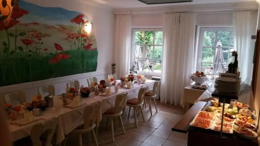 Gästehaus der Abtei Sayn Mini-hotel - 7