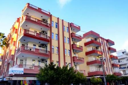 Elegant Baronessa Apart - 82