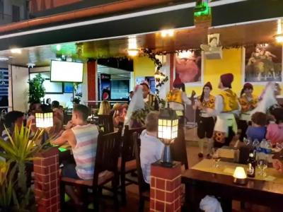 Elegant Baronessa Apart - 59