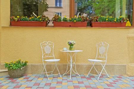 Garden Boutique - 17