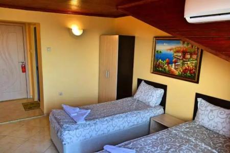 Joro Guest House - 7