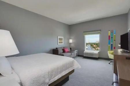 Hampton Inn Fort Lauderdale Pompano Beach - 24