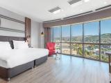 Deluxe Double room with city view