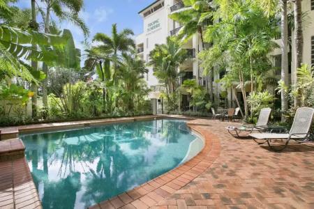 Tropic Towers Apartments - 22