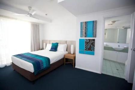 Mariners North Holiday Apartments - 53
