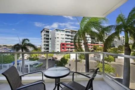 Mariners North Holiday Apartments - 47