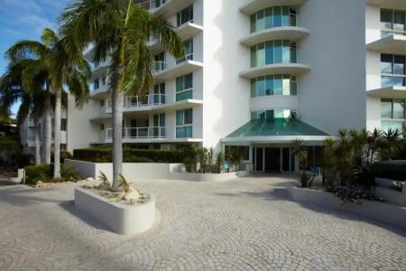 Mariners North Holiday Apartments - 22