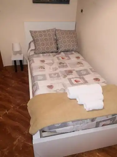 Early Bed - 15