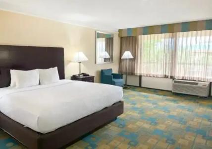 Quality Inn Orlando Near International Drive - 32