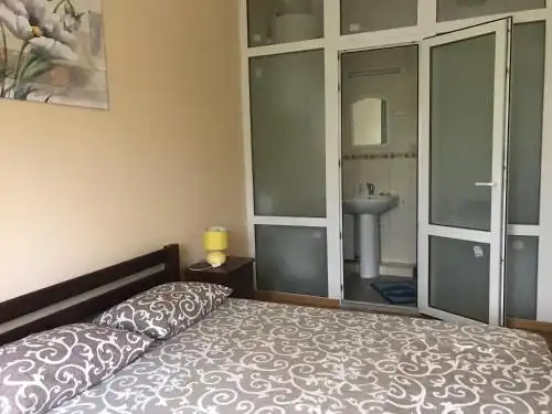 Lyashenko Guest House - 11