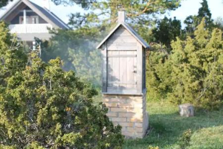 Toominga Seaside Cottage - 2