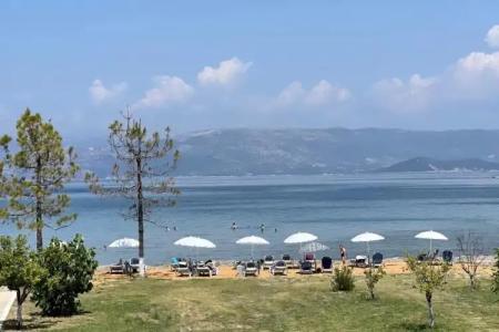 Captains Studios & Apartments - 90