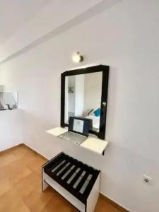 Captains Studios & Apartments - 141