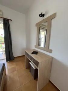 Captains Studios & Apartments - 96