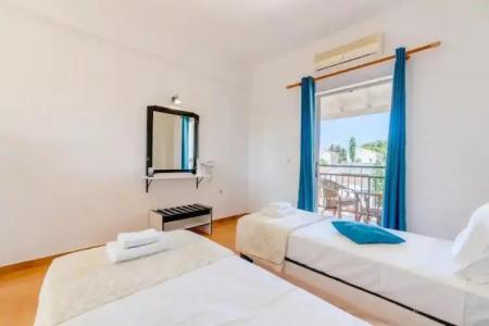 Captains Studios & Apartments - 71