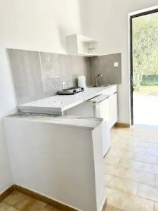 Captains Studios & Apartments - 62