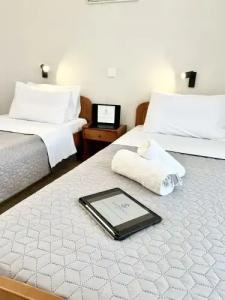 Captains Studios & Apartments - 57