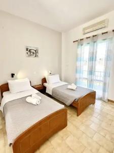 Captains Studios & Apartments - 58