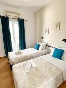 Captains Studios & Apartments - 145