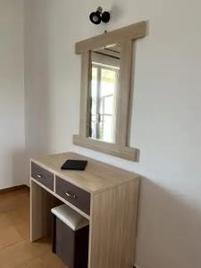 Captains Studios & Apartments - 93