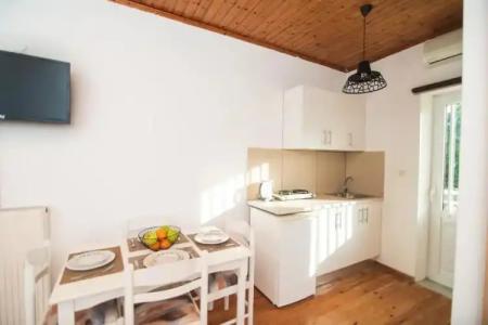 Captains Studios & Apartments - 26