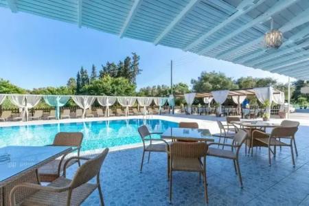 Captains Studios & Apartments - 28