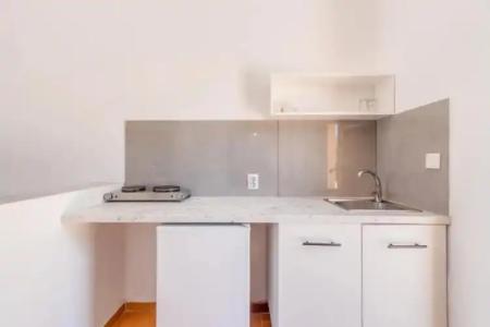 Captains Studios & Apartments - 84