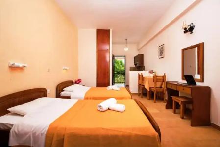 Captains Studios & Apartments - 2