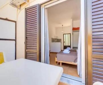 Captains Studios & Apartments - 85