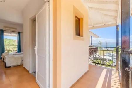 Captains Studios & Apartments - 73