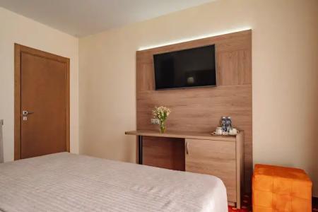 ЛетоoтеЛь - 105