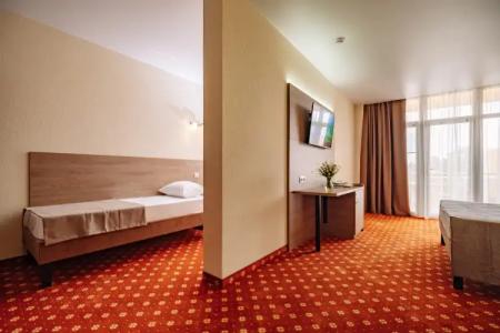 ЛетоoтеЛь - 103