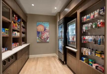 SpringHill Suites - 9