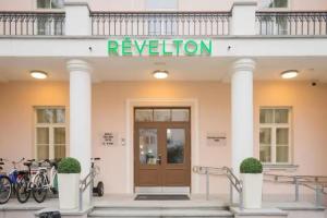 Revelton Suites