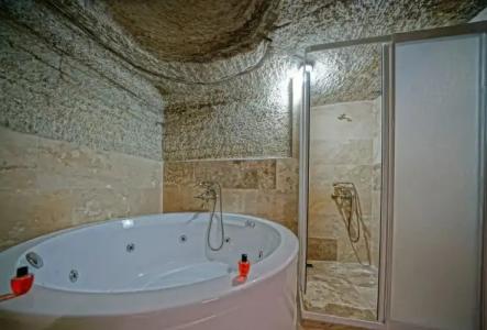 Cappa Cave - 82