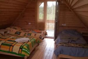 Usadba Prirechie, Perevoz