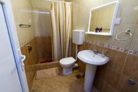 Stranger Tides Hostel - 7