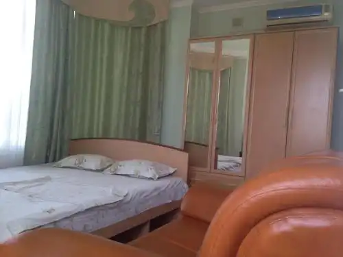 FreshOsh Guest House - 11