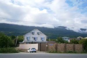 Barkhatny Sezon Guest House, Novyjj Afon