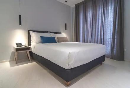 Acropolis Stay - 100