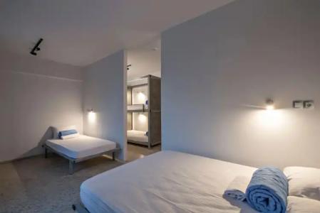 Bedbox Hostel - 2