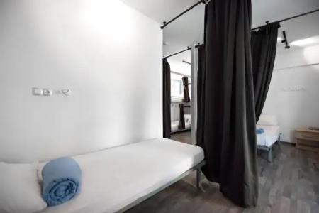 Bedbox Hostel - 38