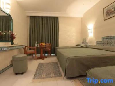 Venice Beach- Families and Couples Only - 52