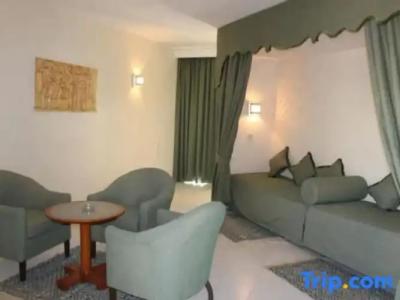 Venice Beach- Families and Couples Only - 55