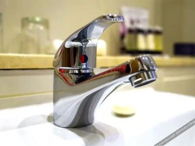 Low Budget Hostel - 8