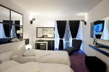 Best Boutique - 55