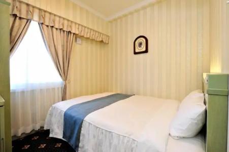 PACO OBIHIRO EKIMAE - 2