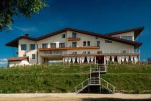 Gulyai-Gorod Hotel, Lanshino