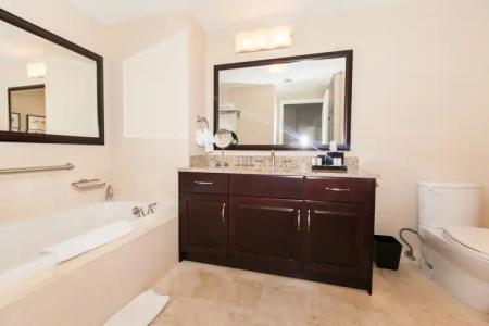 Fontainebleau Miami Beach - 13