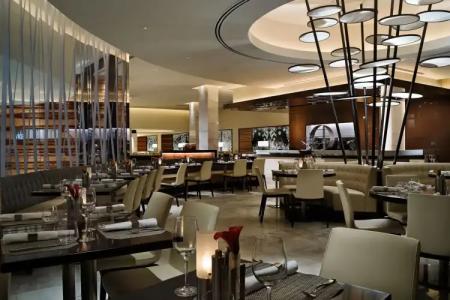 Fontainebleau Miami Beach - 17